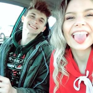 Meet your Posher, Taylor